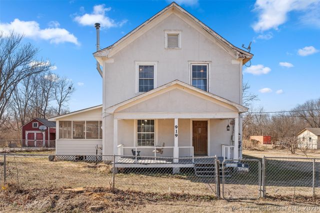 919 N Boudinot Avenue, Dewey, OK 74029