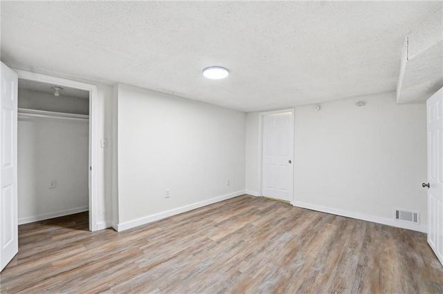 1154 E 67th Street, Kansas City, MO 64131