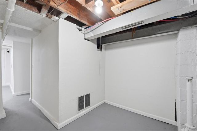 1154 E 67th Street, Kansas City, MO 64131