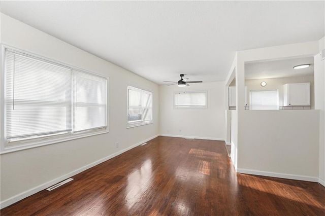 1154 E 67th Street, Kansas City, MO 64131