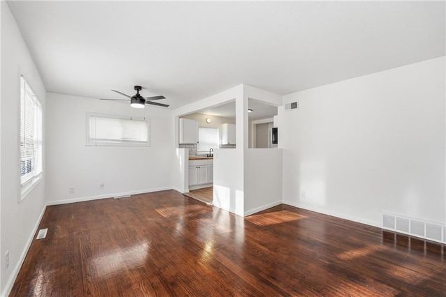 1154 E 67th Street, Kansas City, MO 64131