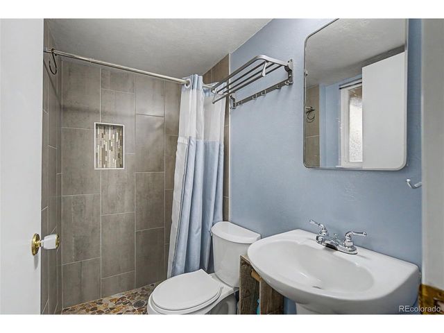 2110 Greenwich Cir, Colorado Springs, CO 80909