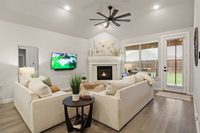 421 Hummingbird Drive, Celina, TX 75009