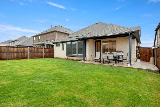 421 Hummingbird Drive, Celina, TX 75009