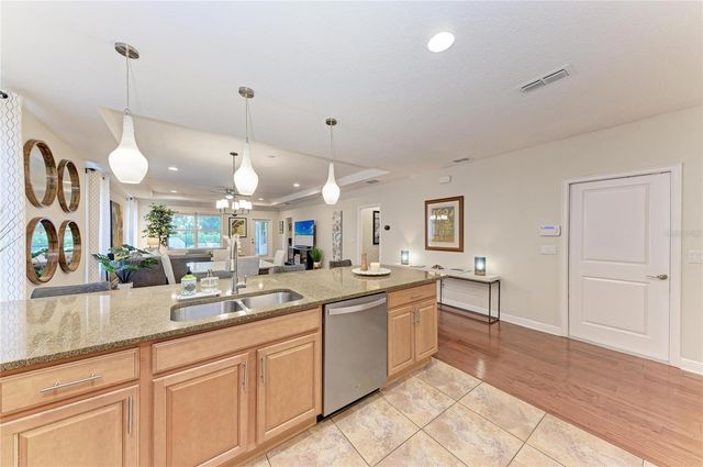 11960 FOREST PARK CIRCLE, Bradenton, FL 34211
