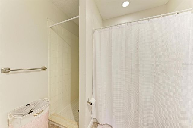 11960 FOREST PARK CIRCLE, Bradenton, FL 34211