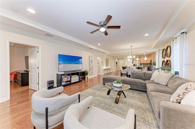 11960 FOREST PARK CIRCLE, Bradenton, FL 34211