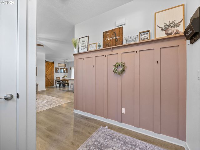 252 Ne ARROWHEAD Dr, Estacada, OR 97023