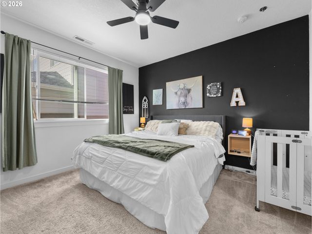 252 Ne ARROWHEAD Dr, Estacada, OR 97023