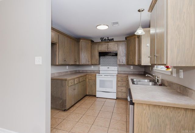 518 S Main, Benton, AR 72015