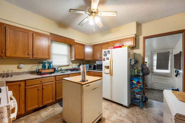 944 S 21st Street, New Castle, IN 47362