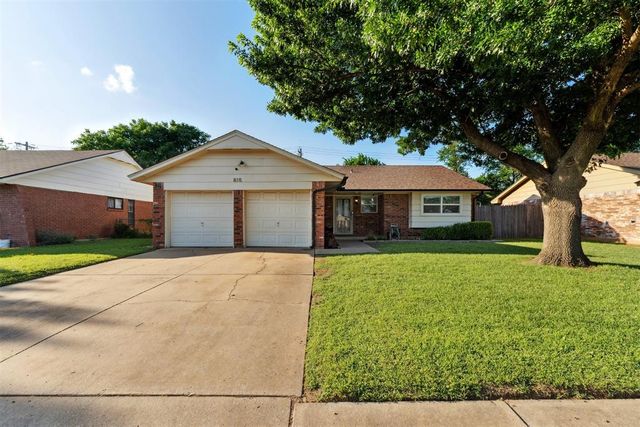 815 W 7th Street, Edmond, OK 73003