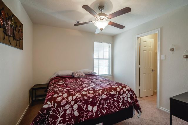 8730 Sunny Gallop Drive, Tomball, TX 77375