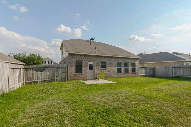 8730 Sunny Gallop Drive, Tomball, TX 77375