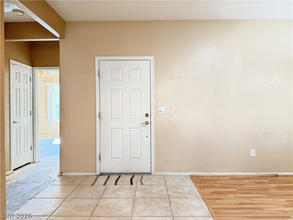 7528 Chaffinch Street, North Las Vegas, NV 89084 — photo 2