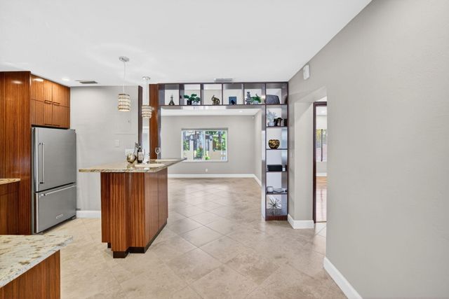1426 NE 17th Avenue, Fort Lauderdale, FL 33304