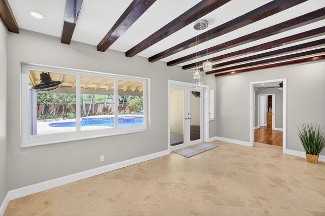 1426 NE 17th Avenue, Fort Lauderdale, FL 33304