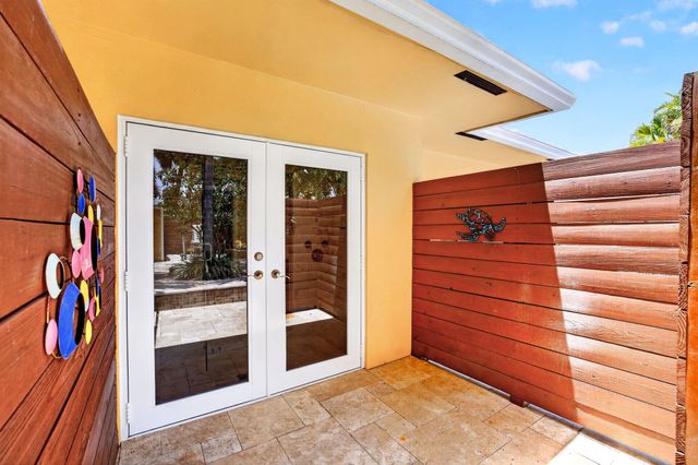 1426 NE 17th Avenue, Fort Lauderdale, FL 33304