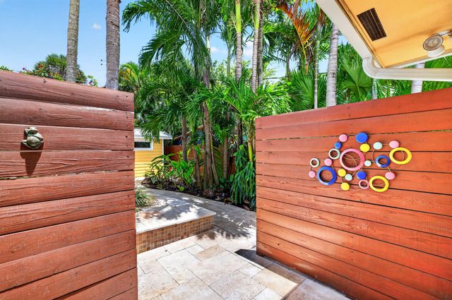 1426 NE 17th Avenue, Fort Lauderdale, FL 33304
