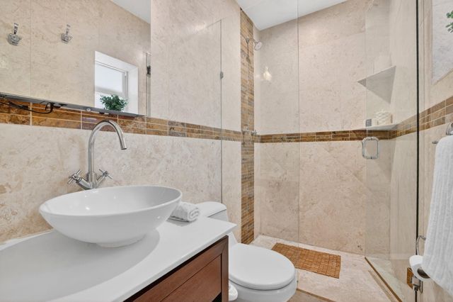 1426 NE 17th Avenue, Fort Lauderdale, FL 33304