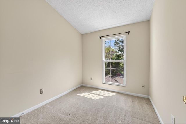 13609 KRISTIN PL, Herndon, VA 20171