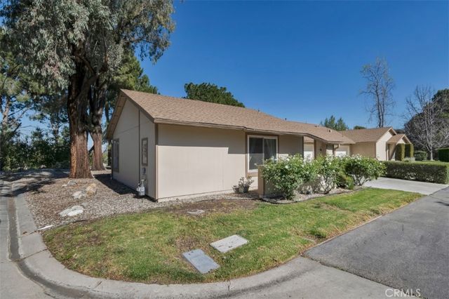 26216 Rainbow Glen Drive, Newhall, CA 91321