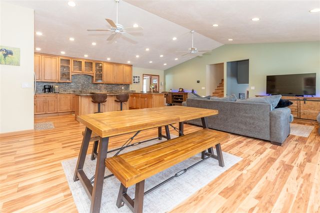 8655 Joeys Drive, Pinckney, MI 48169