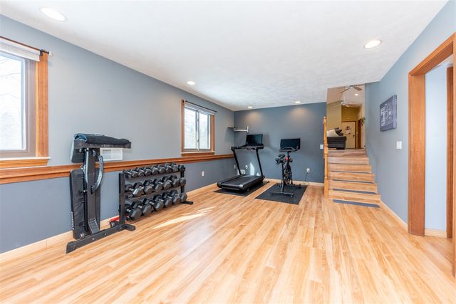 8655 Joeys Drive, Pinckney, MI 48169