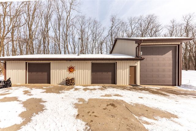 8655 Joeys Drive, Pinckney, MI 48169