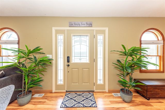 8655 Joeys Drive, Pinckney, MI 48169