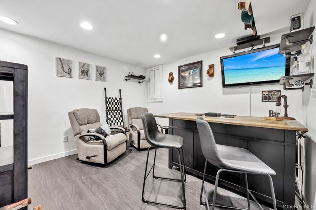 16 Chase Commons 16, Yaphank, NY 11980