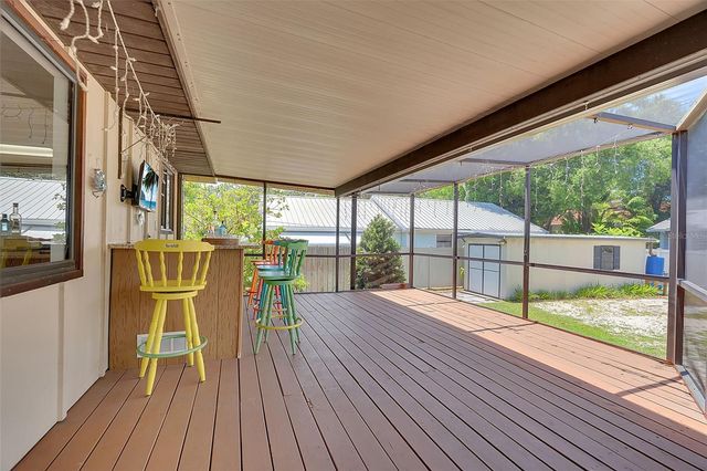 7206 8TH AVENUE NW, Bradenton, FL 34209