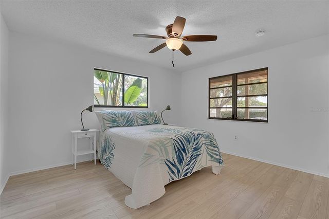 7206 8TH AVENUE NW, Bradenton, FL 34209