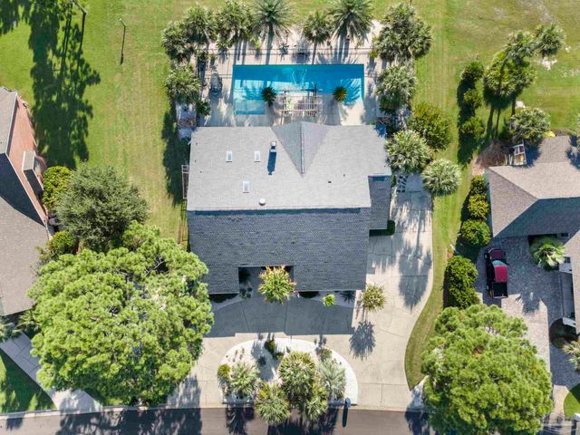 5505 Navaho Dr, Pensacola, FL 32507