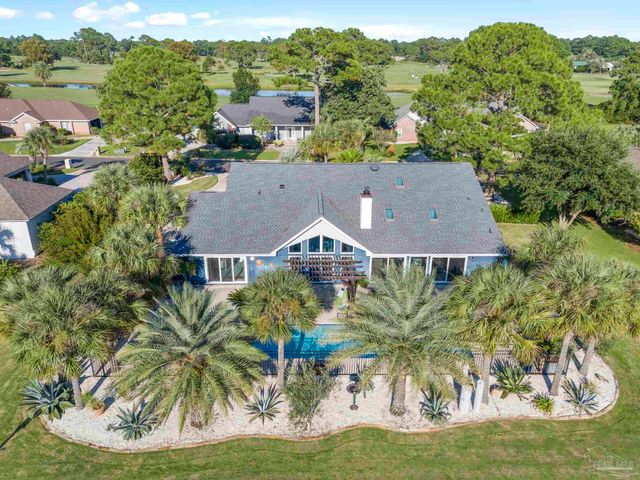 5505 Navaho Dr, Pensacola, FL 32507