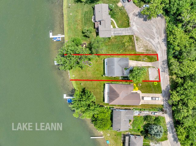 11786 E Sauk Trail, Jerome, MI 49249