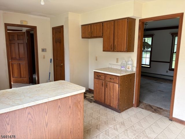 124 Perryville Rd, Union Twp., NJ 08867