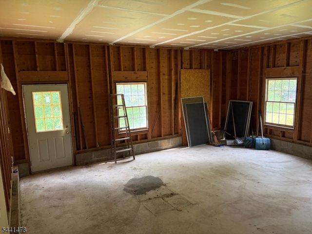124 Perryville Rd, Union Twp., NJ 08867