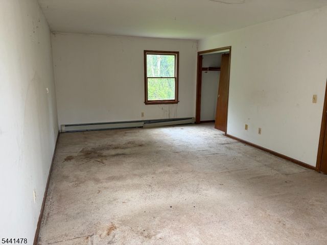 124 Perryville Rd, Union Twp., NJ 08867