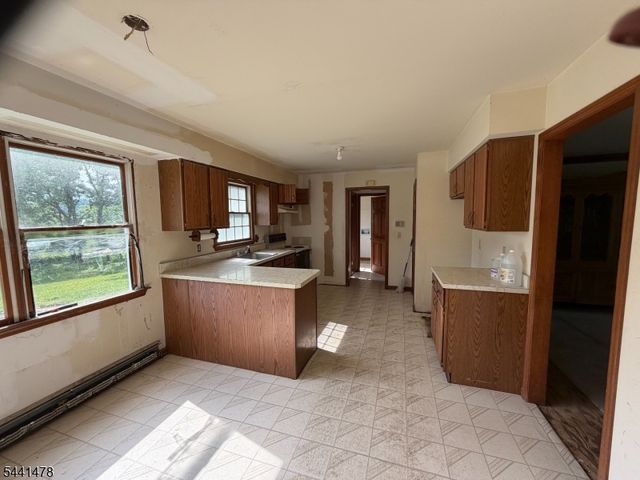 124 Perryville Rd, Union Twp., NJ 08867