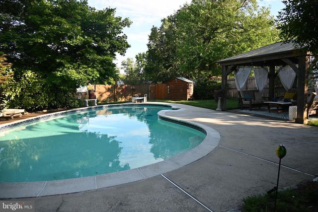 406 BELTON RD, Silver Spring, MD 20901