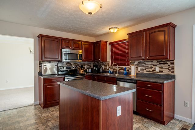 6741 Stovali Drive 6741 Stovali Drive, Huber Heights, OH 45424