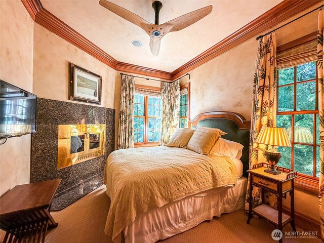 450 Eagle Bay Road, Blakely Island, WA 98222