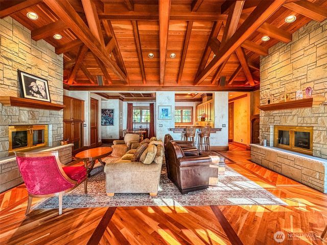 450 Eagle Bay Road, Blakely Island, WA 98222