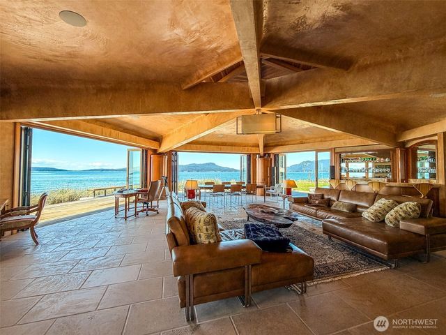 450 Eagle Bay Road, Blakely Island, WA 98222