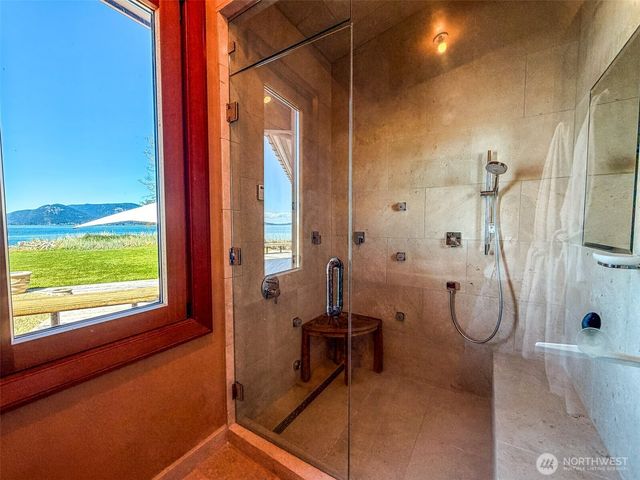 450 Eagle Bay Road, Blakely Island, WA 98222