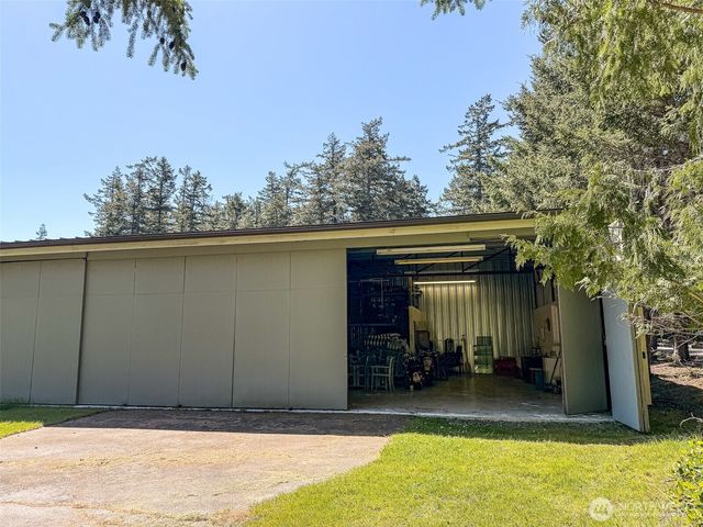450 Eagle Bay Road, Blakely Island, WA 98222