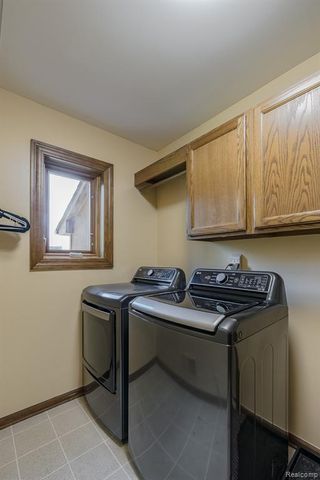 7880 Deerhill Drive, Clarkston, MI 48346