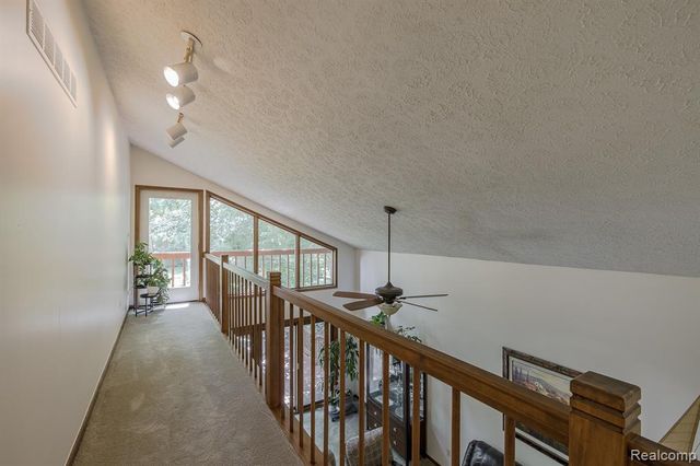 7880 Deerhill Drive, Clarkston, MI 48346