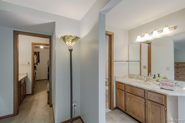 7880 Deerhill Drive, Clarkston, MI 48346